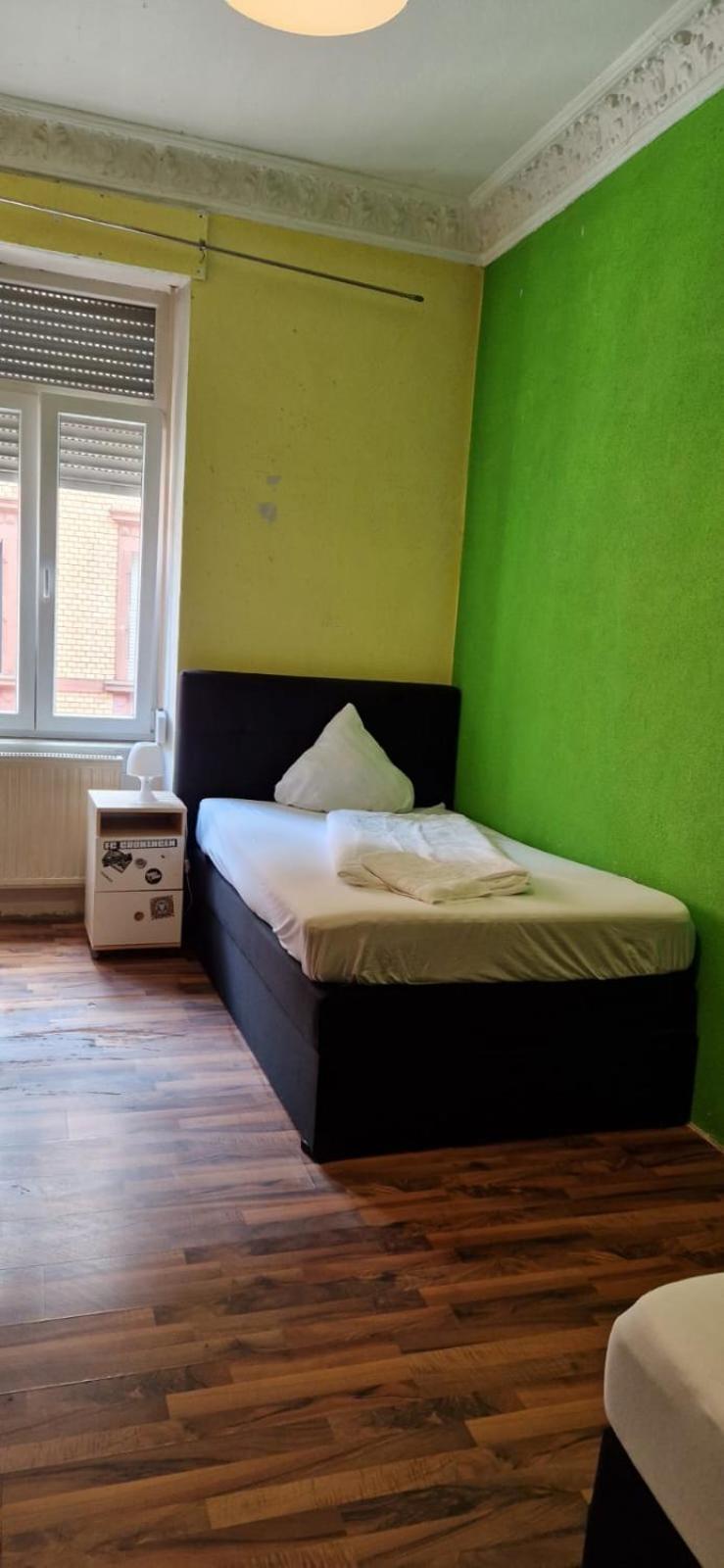 Wohnung In Kaiserslautern Exterior foto