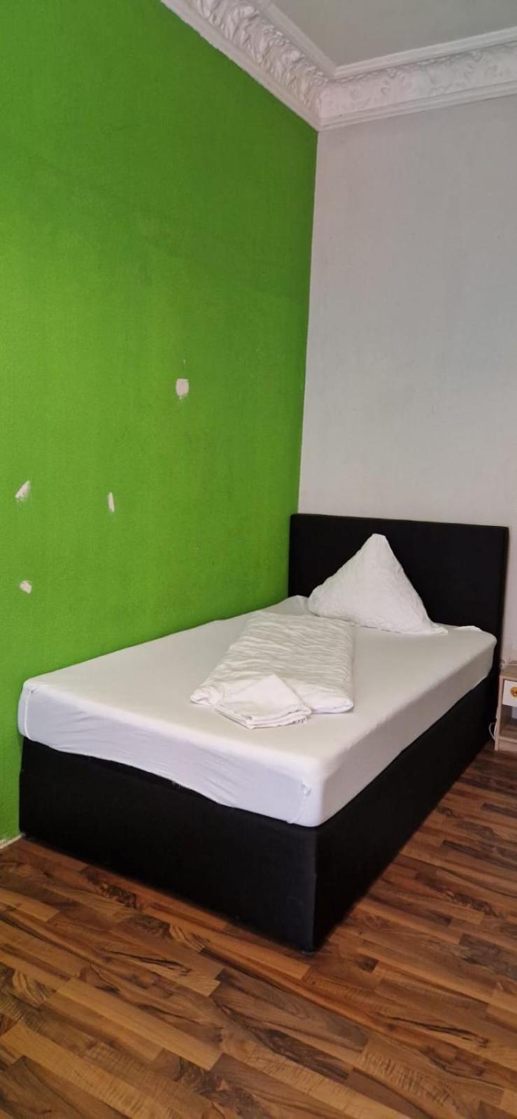 Wohnung In Kaiserslautern Exterior foto